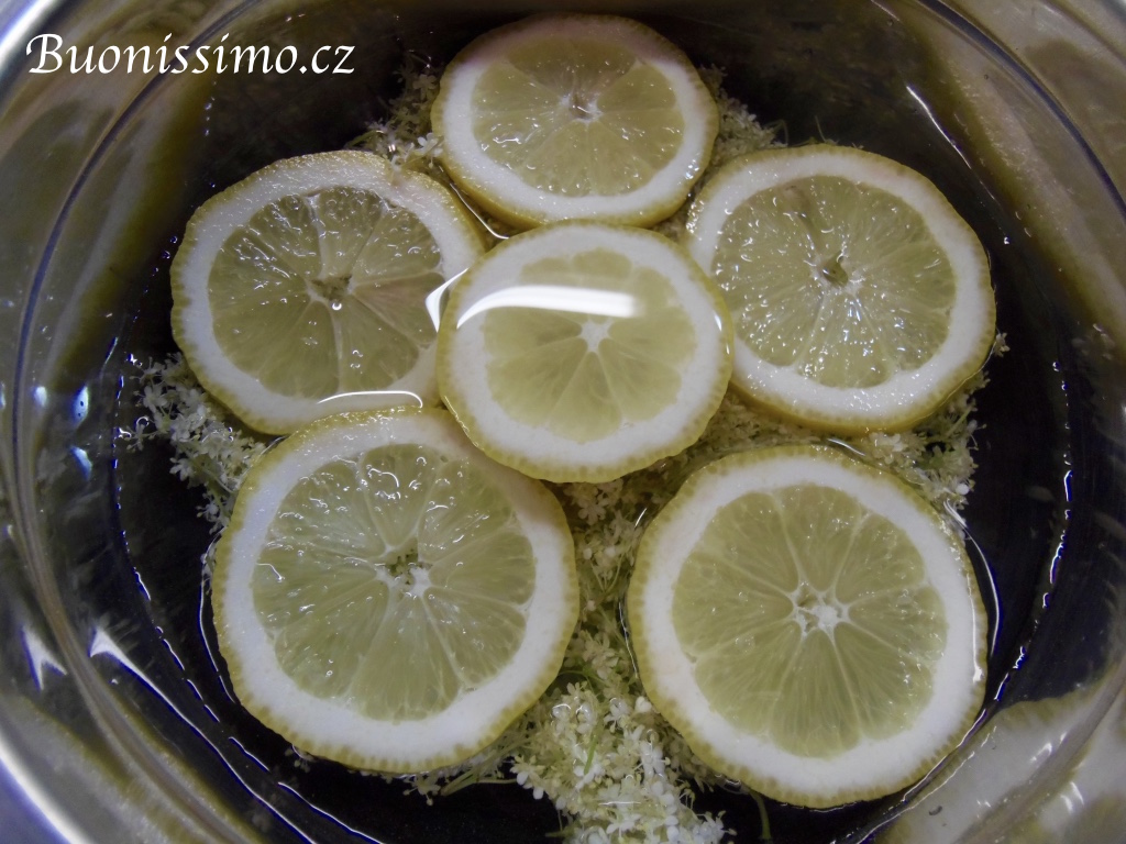 Bezinkový sirup