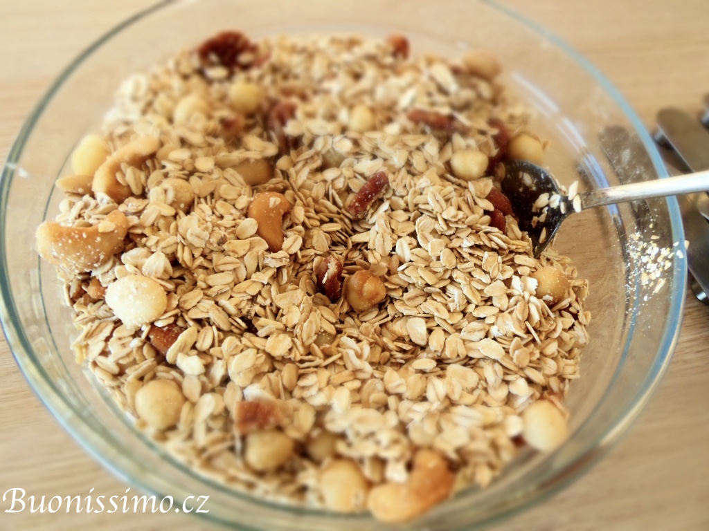 Granola s goji