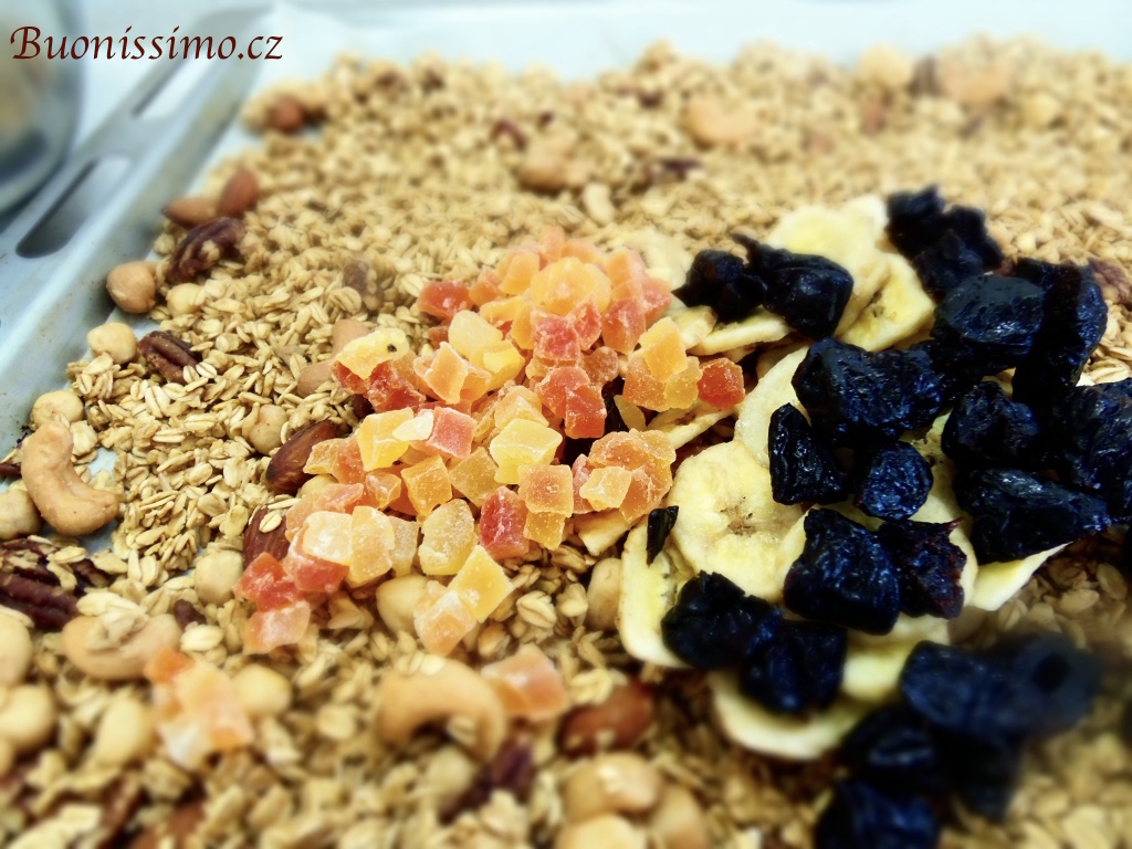 Granola s goji