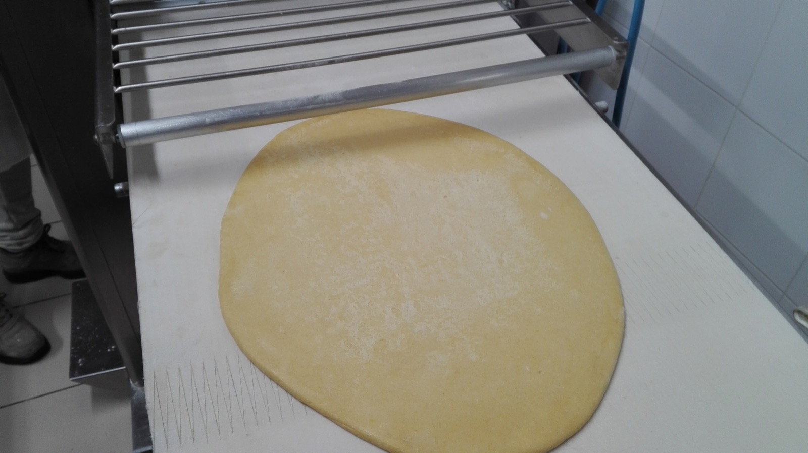 Come stendere la piatta per il croissant (vedi ricetta croissant sul ricettario)